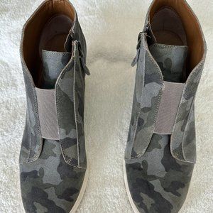 Ladies fashion wedgie sneaker - Nordstroms